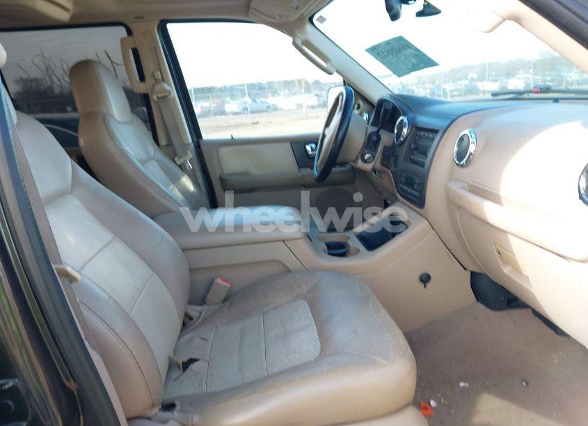 Photo 5 of 2005 Ford Expedition EDDIE BAUER/KING RANCH (VIN 1FMFU18555LA39558)