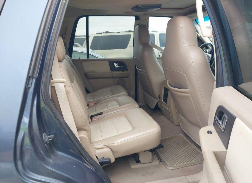 Photo 8 of 2005 Ford Expedition EDDIE BAUER/KING RANCH (VIN 1FMFU18555LA97198)