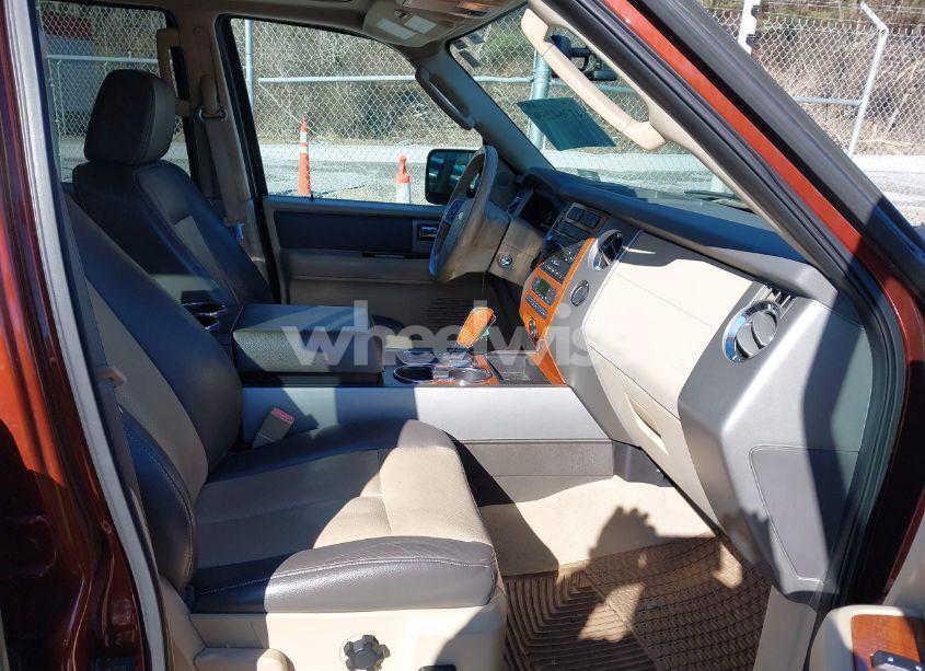 Photo 5 of 2007 Ford Expedition EDDIE BAUER (VIN 1FMFU18557LA06269)