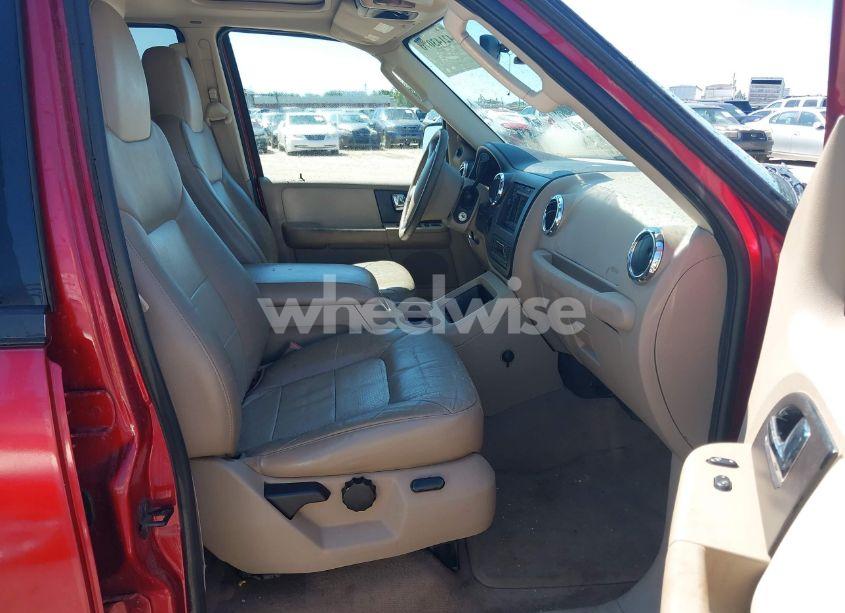 Photo 5 of 2005 Ford Expedition EDDIE BAUER/KING RANCH (VIN 1FMFU18565LA10053)