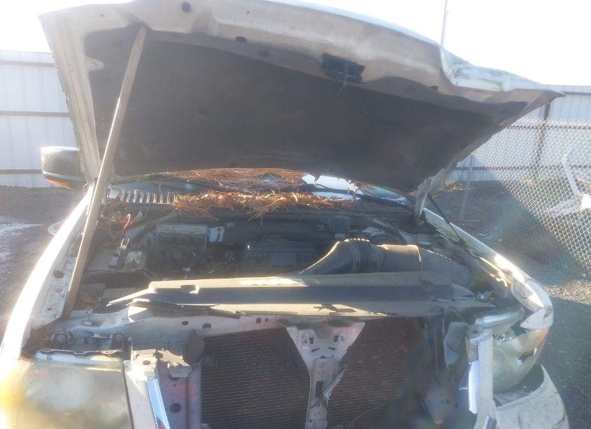 Photo 10 of 2005 Ford Expedition EDDIE BAUER/KING RANCH (VIN 1FMFU18565LA23515)