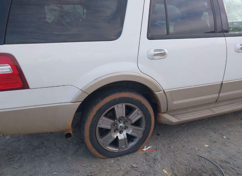 Photo 12 of 2007 Ford Expedition EDDIE BAUER (VIN 1FMFU18567LA29642)