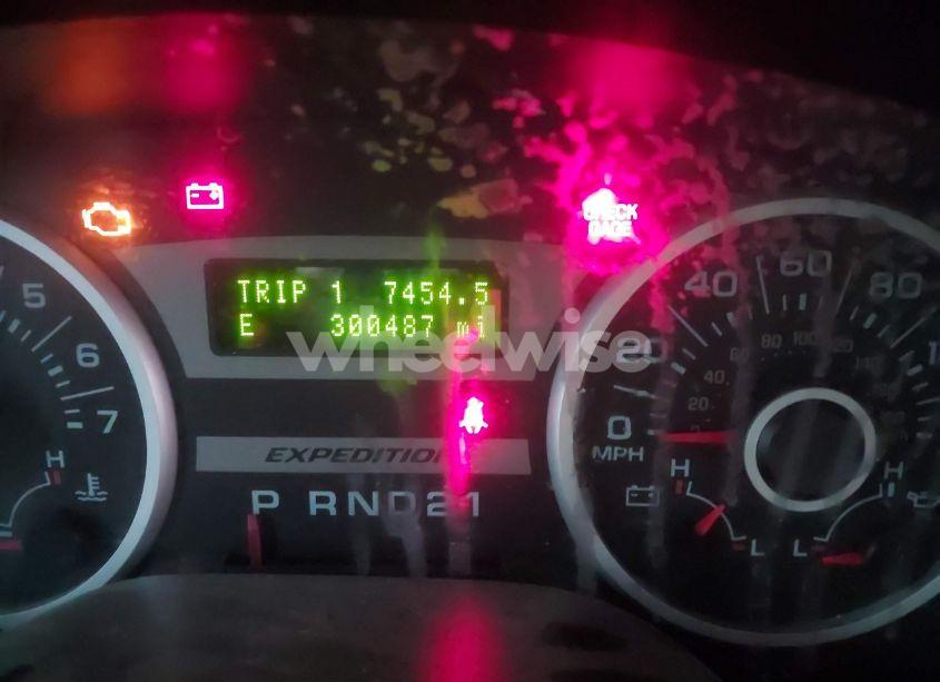 Photo 7 of 2005 Ford Expedition EDDIE BAUER/KING RANCH (VIN 1FMFU18585LA97745)