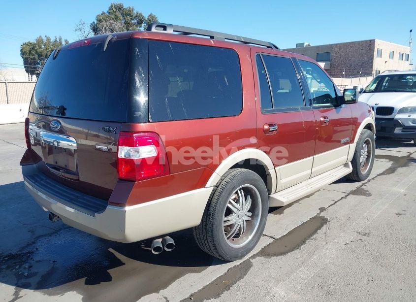 Photo 4 of 2007 Ford Expedition EDDIE BAUER (VIN 1FMFU18587LA06220)