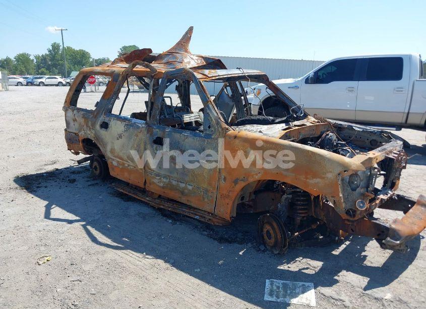 2005 Ford Expedition EDDIE BAUER/KING RANCH (VIN 1FMFU18595LA26229) main photo