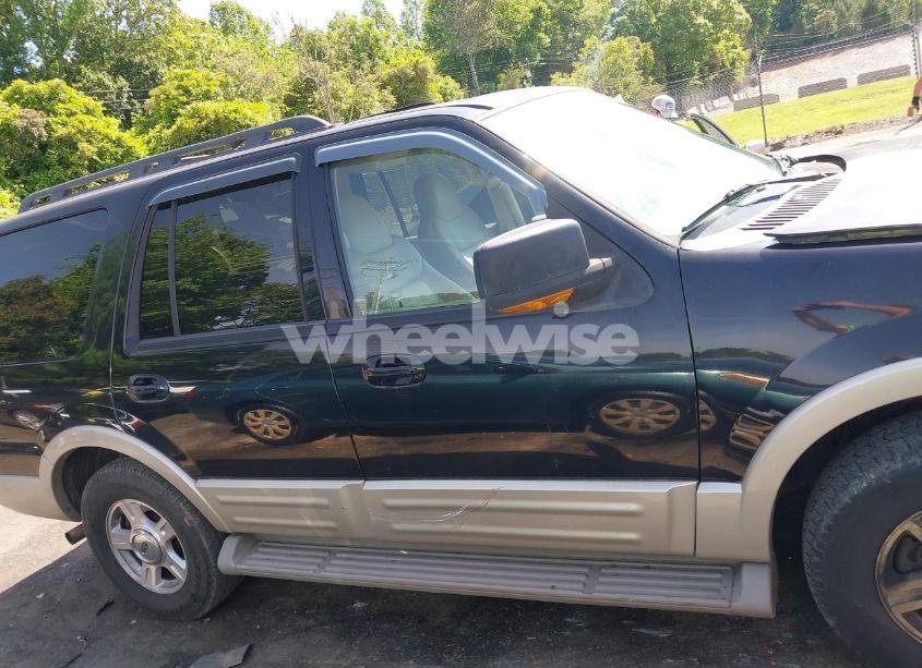 Photo 13 of 2005 Ford Expedition EDDIE BAUER (VIN 1FMFU18595LA50269)