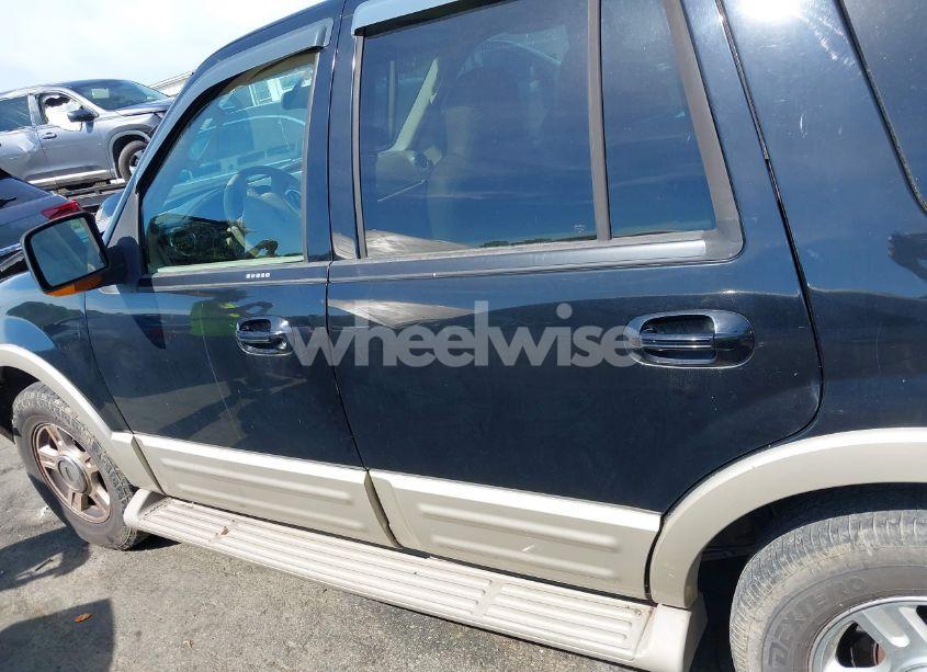 Photo 14 of 2005 Ford Expedition EDDIE BAUER (VIN 1FMFU18595LA50269)