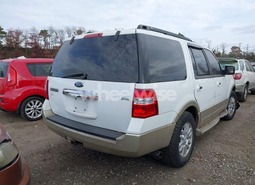 Photo 4 of 2009 Ford Expedition EDDIE BAUER/KING RANCH (VIN 1FMFU18599EB03725)