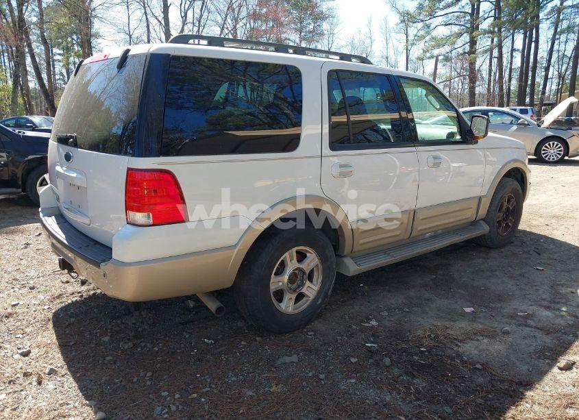 Photo 4 of 2005 Ford Expedition EDDIE BAUER/KING RANCH (VIN 1FMFU185X5LB08759)