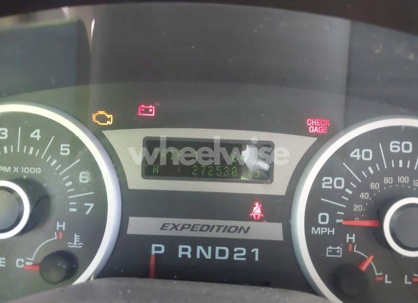 Photo 7 of 2005 Ford Expedition EDDIE BAUER/KING RANCH (VIN 1FMFU185X5LB08759)