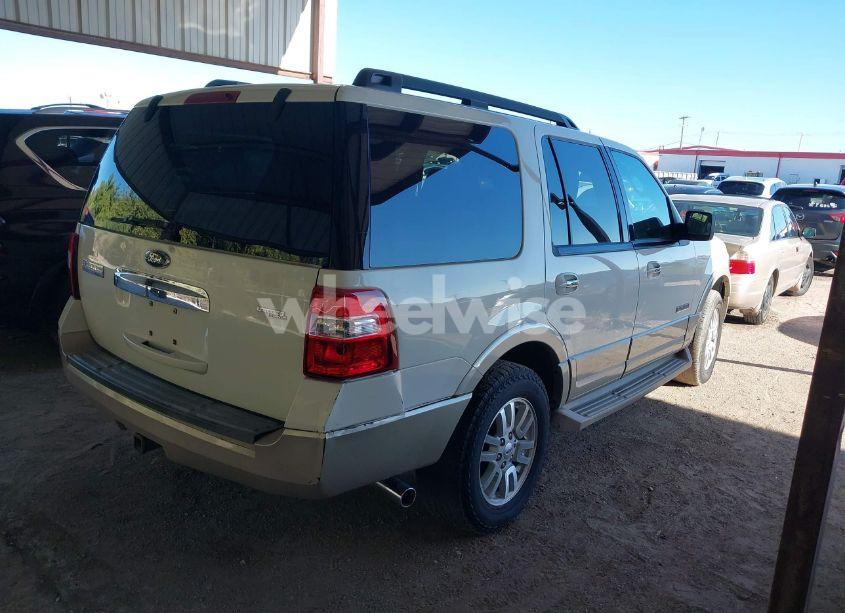 Photo 4 of 2008 Ford Expedition EDDIE BAUER/KING RANCH (VIN 1FMFU185X8LA76352)
