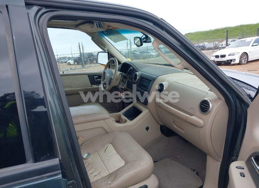 Photo 5 of 2003 Ford Expedition EDDIE BAUER (VIN 1FMFU18L03LB24609)
