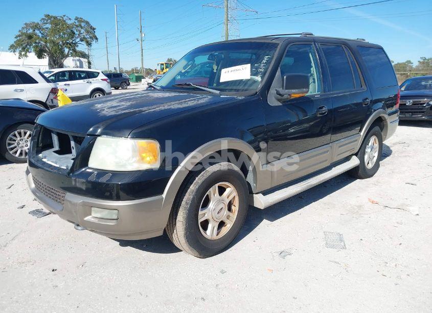 Photo 2 of 2004 Ford Expedition EDDIE BAUER (VIN 1FMFU18L04LB19749)
