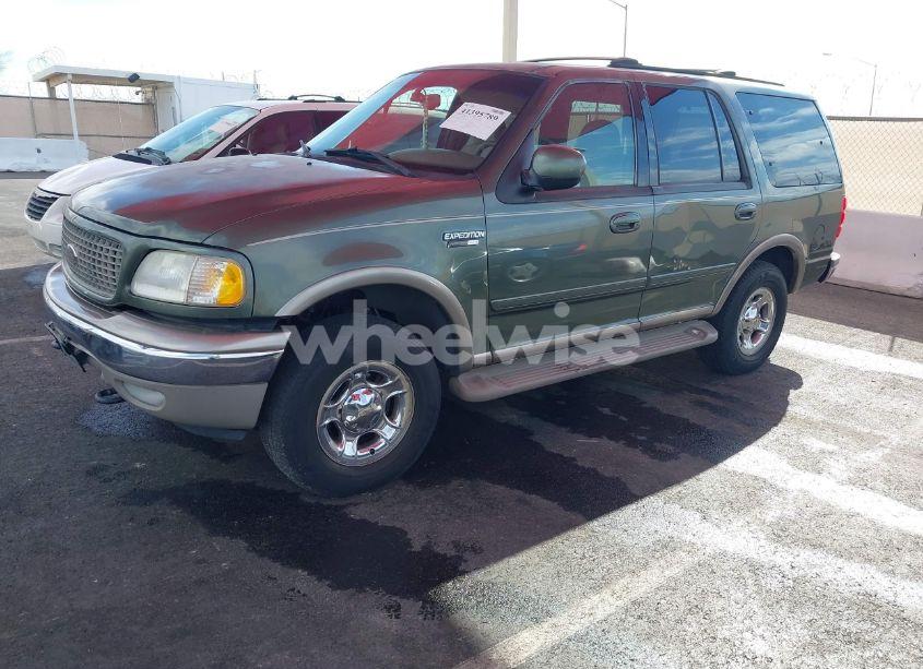 Photo 2 of 2001 Ford Expedition EDDIE BAUER (VIN 1FMFU18L11LB15964)