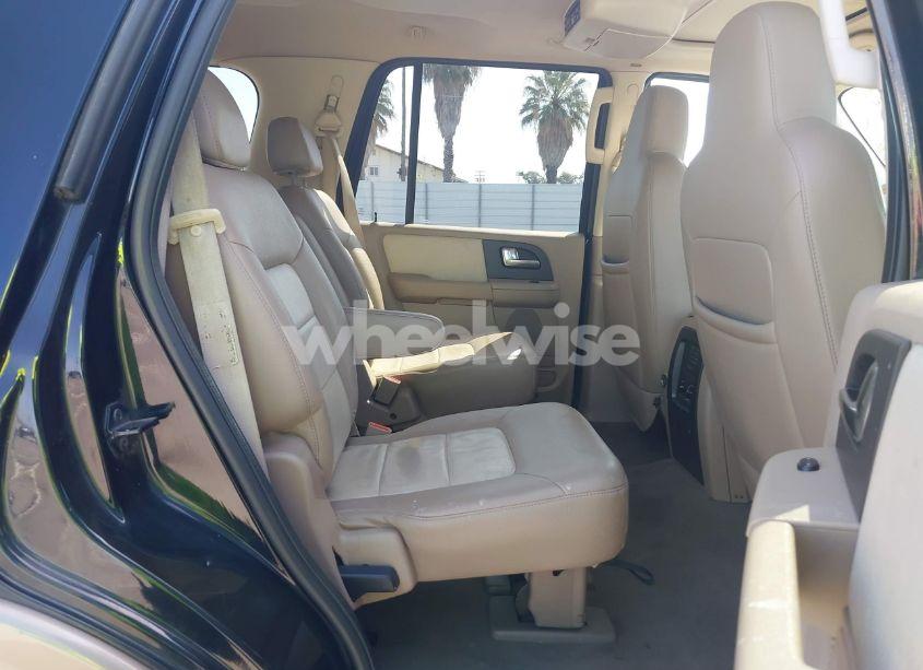Photo 8 of 2003 Ford Expedition EDDIE BAUER (VIN 1FMFU18L13LB47252)