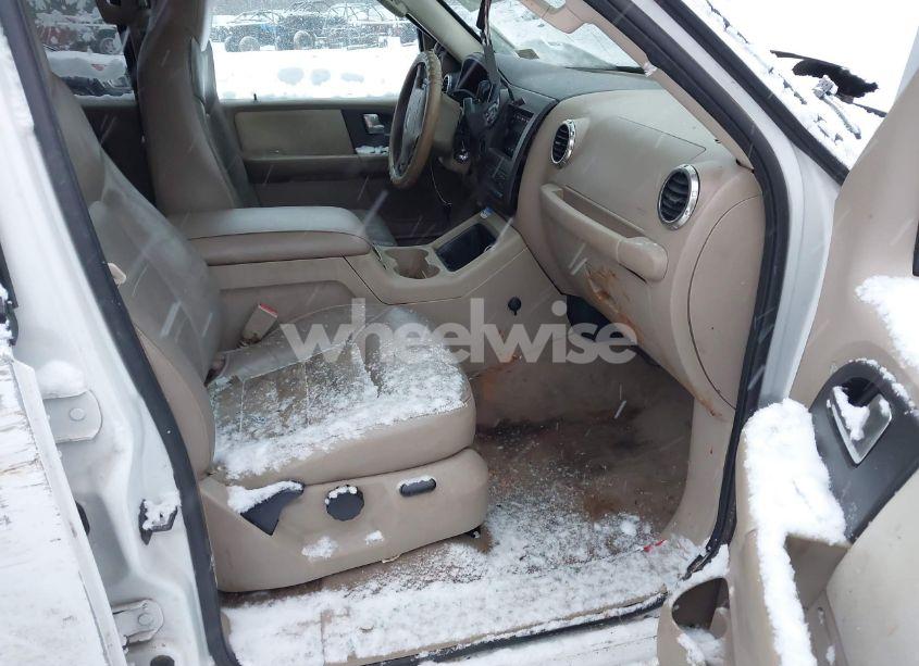 Photo 5 of 2004 Ford Expedition EDDIE BAUER (VIN 1FMFU18L14LA73154)