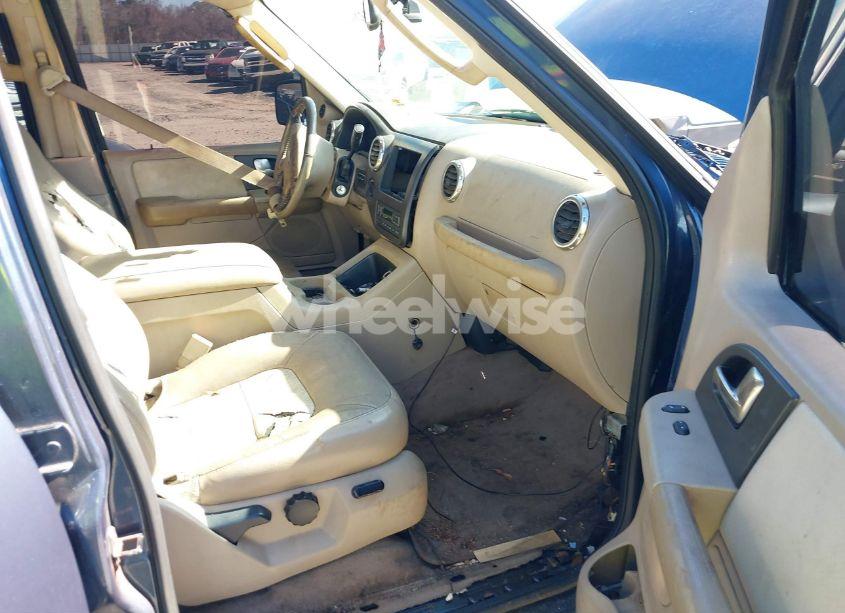 Photo 5 of 2004 Ford Expedition EDDIE BAUER (VIN 1FMFU18L14LB37483)