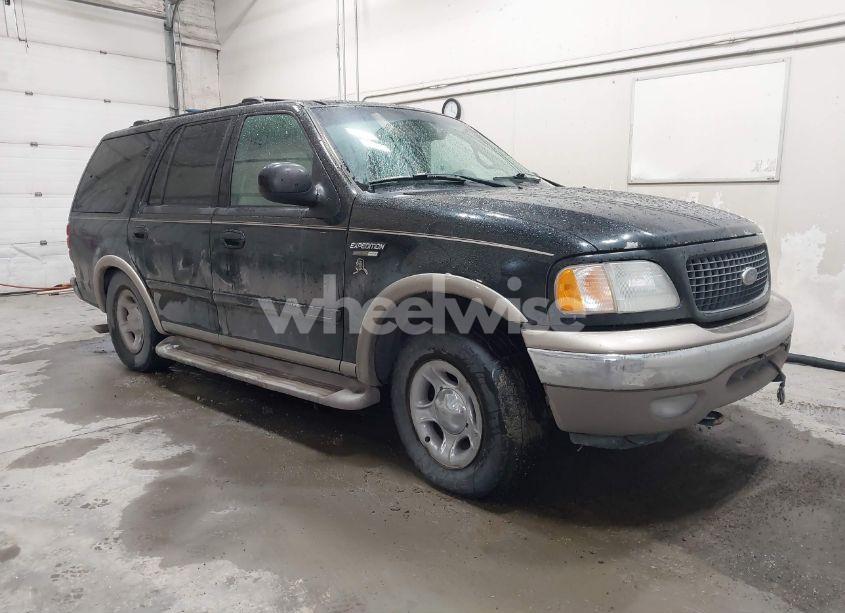 2002 Ford Expedition EDDIE BAUER (VIN 1FMFU18L22LA37339) main photo
