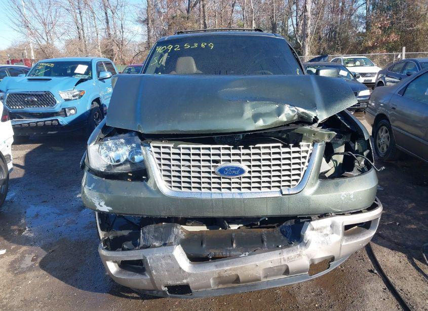 Photo 13 of 2003 Ford Expedition EDDIE BAUER (VIN 1FMFU18L23LB95472)