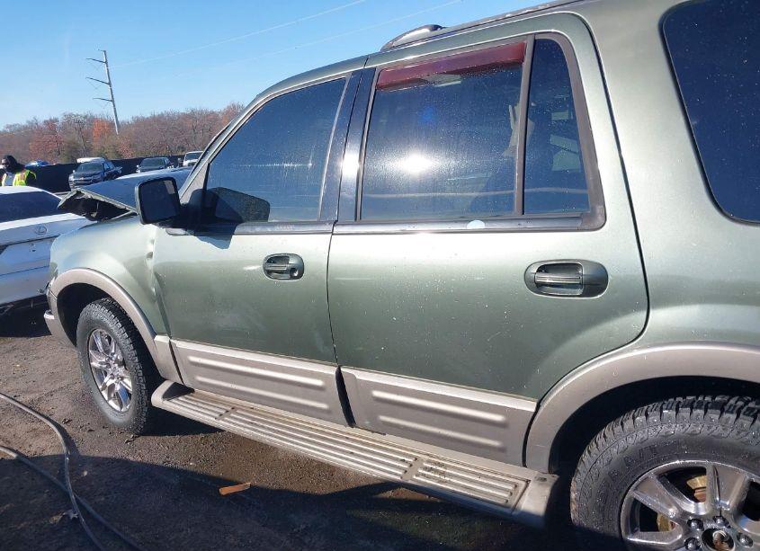 Photo 15 of 2003 Ford Expedition EDDIE BAUER (VIN 1FMFU18L23LB95472)