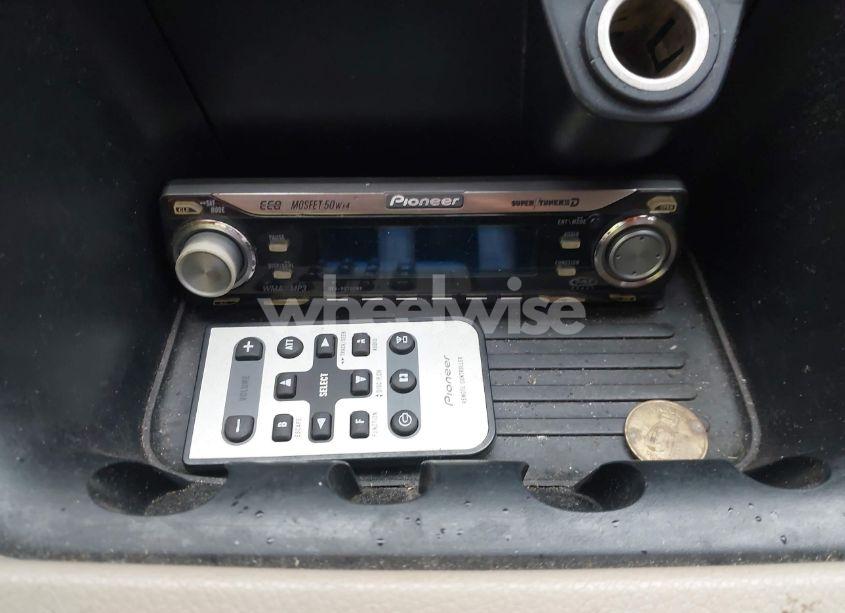 Photo 12 of 2004 Ford Expedition EDDIE BAUER (VIN 1FMFU18L44LA16737)
