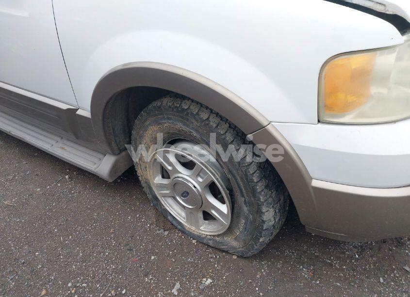 Photo 13 of 2004 Ford Expedition EDDIE BAUER (VIN 1FMFU18L44LA16737)