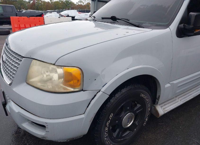 Photo 12 of 2004 Ford Expedition EDDIE BAUER (VIN 1FMFU18L44LA43839)