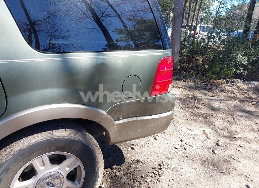 Photo 6 of 2004 Ford Expedition EDDIE BAUER (VIN 1FMFU18L44LA50578)