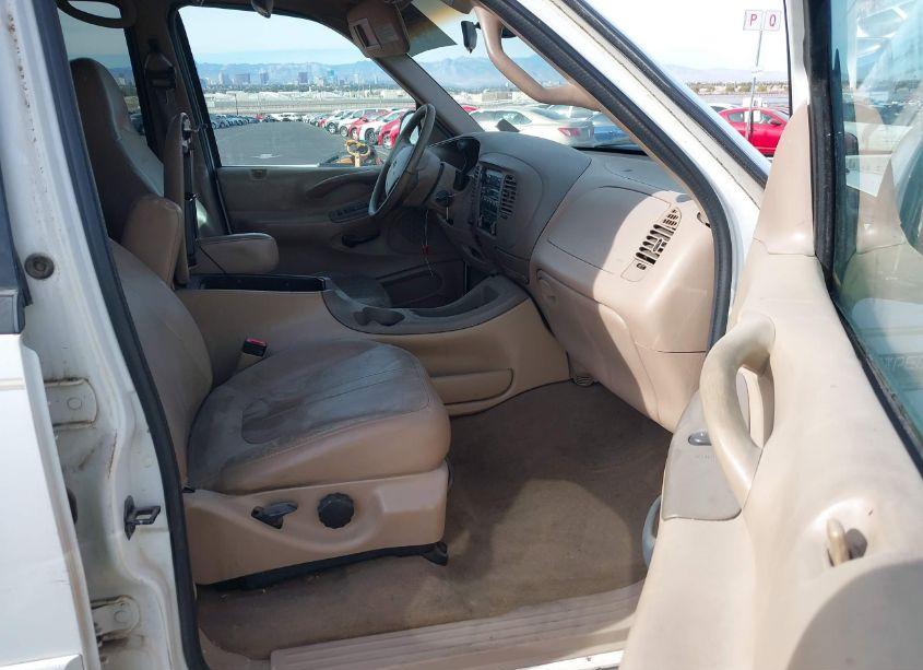 Photo 5 of 1997 Ford Expedition EDDIE BAUER/XLT (VIN 1FMFU18L4VLA40313)