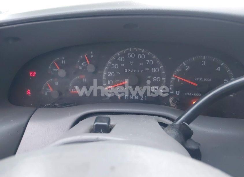 Photo 7 of 1997 Ford Expedition EDDIE BAUER/XLT (VIN 1FMFU18L5VLA76107)