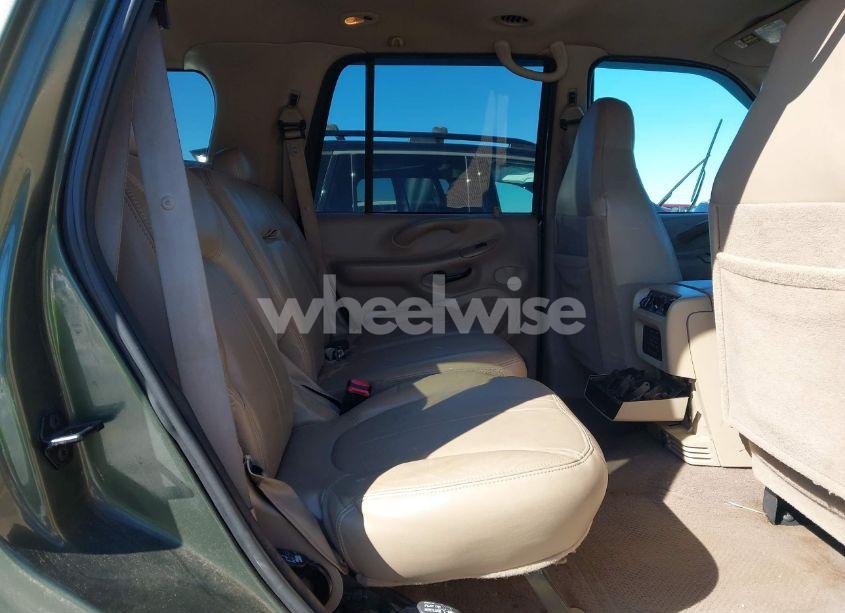 Photo 8 of 2001 Ford Expedition EDDIE BAUER (VIN 1FMFU18L61LA12734)