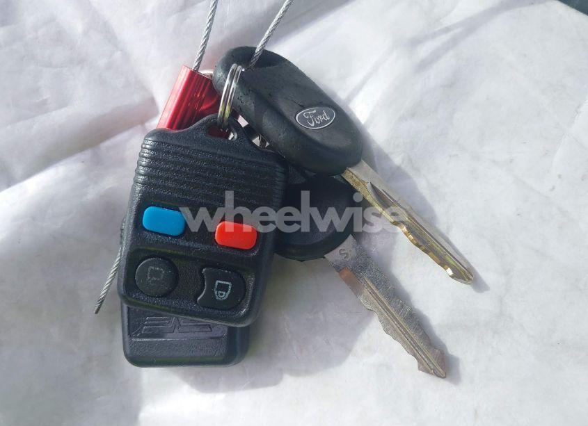 Photo 11 of 2003 Ford Expedition EDDIE BAUER (VIN 1FMFU18L63LC36685)