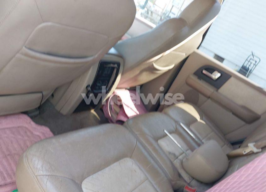 Photo 8 of 2003 Ford Expedition EDDIE BAUER (VIN 1FMFU18L73LA59046)