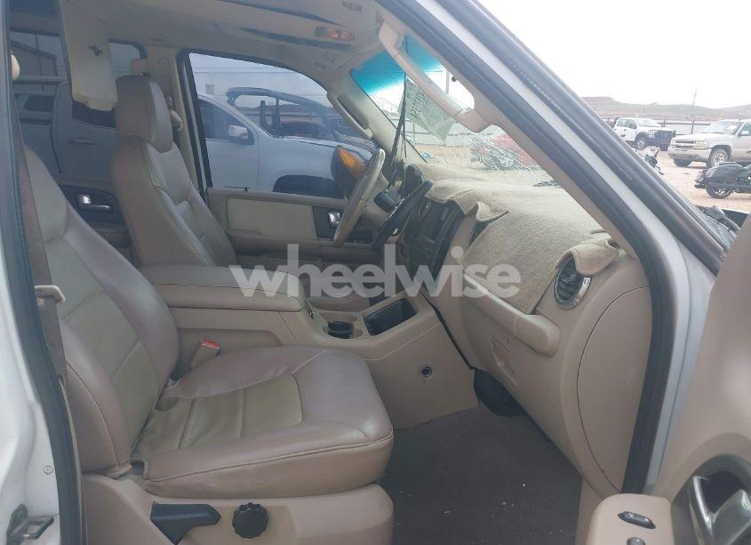 Photo 5 of 2003 Ford Expedition EDDIE BAUER (VIN 1FMFU18L73LA67177)