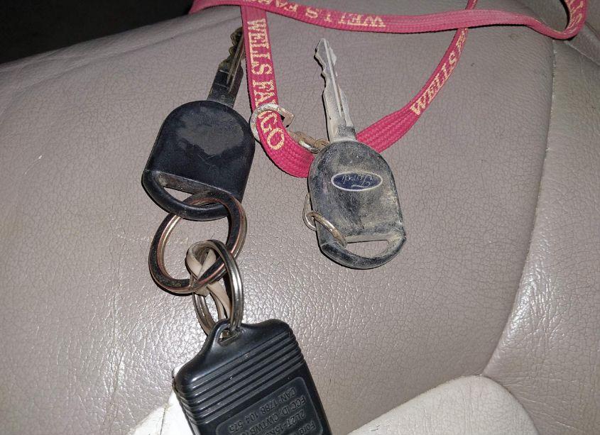 Photo 11 of 2003 Ford Expedition EDDIE BAUER (VIN 1FMFU18L73LB28477)