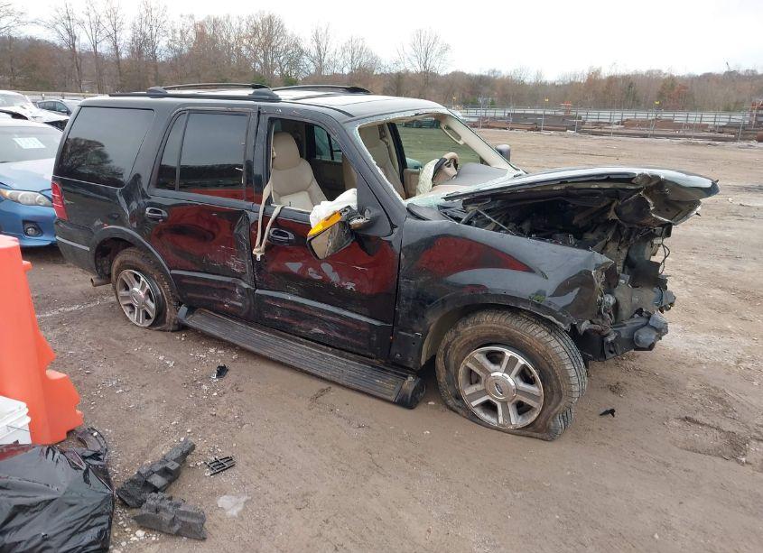 2004 Ford Expedition EDDIE BAUER (VIN 1FMFU18L74LA95997) main photo