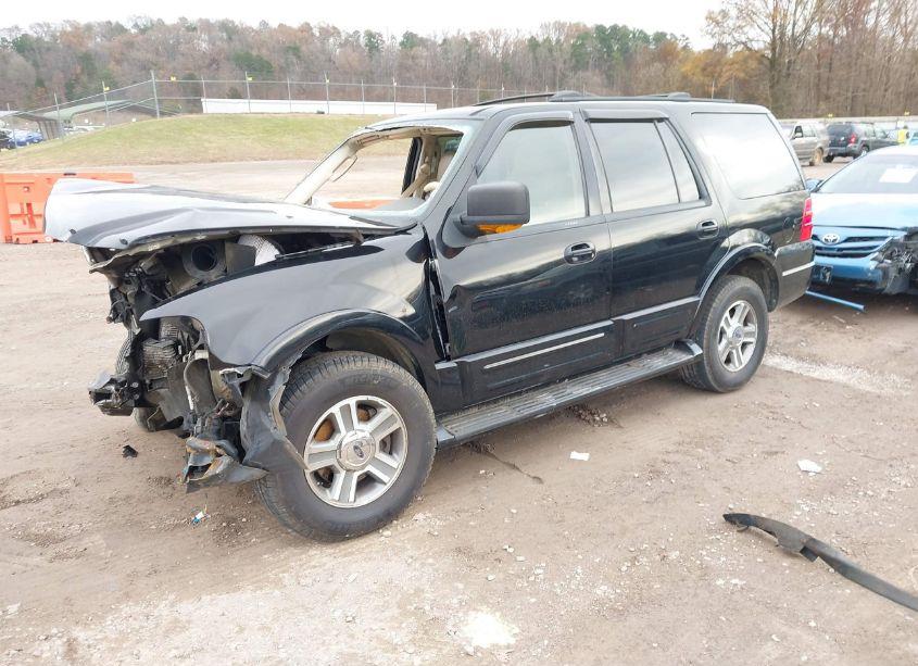 Photo 2 of 2004 Ford Expedition EDDIE BAUER (VIN 1FMFU18L74LA95997)