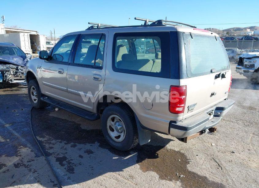 Photo 3 of 1997 Ford Expedition EDDIE BAUER/XLT (VIN 1FMFU18L7VLB13867)