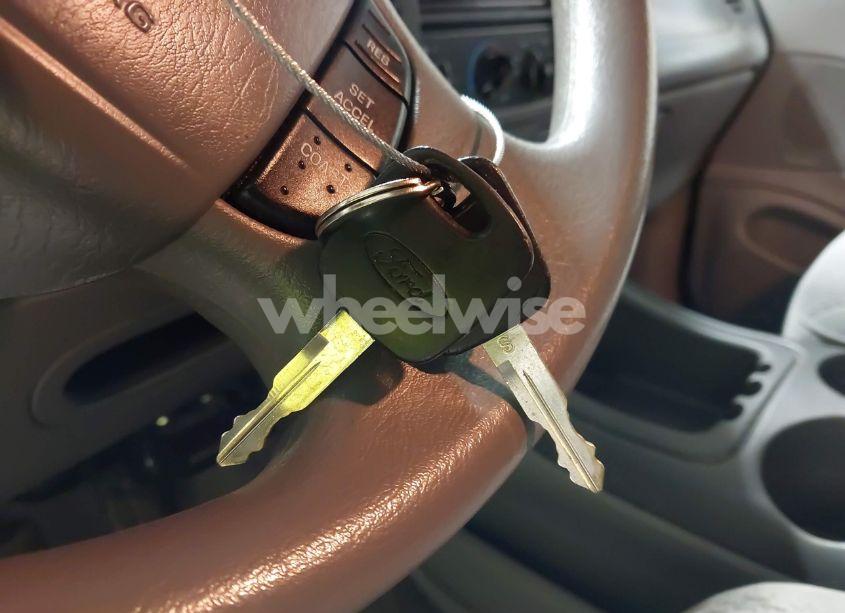 Photo 11 of 1997 Ford Expedition EDDIE BAUER/XLT (VIN 1FMFU18L7VLC02628)