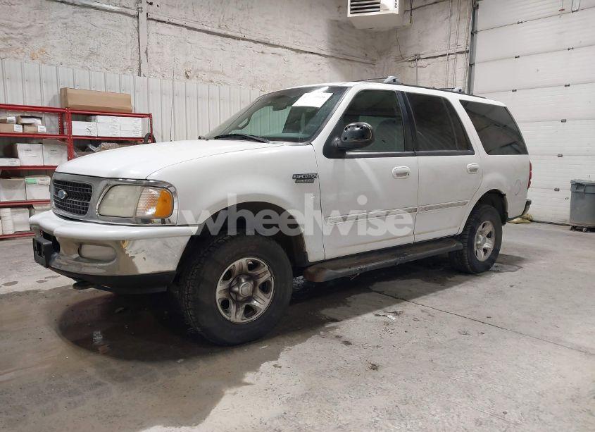 Photo 2 of 1997 Ford Expedition EDDIE BAUER/XLT (VIN 1FMFU18L7VLC02628)