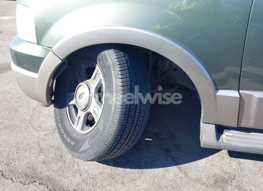 Photo 6 of 2003 Ford Expedition EDDIE BAUER (VIN 1FMFU18L83LA90080)