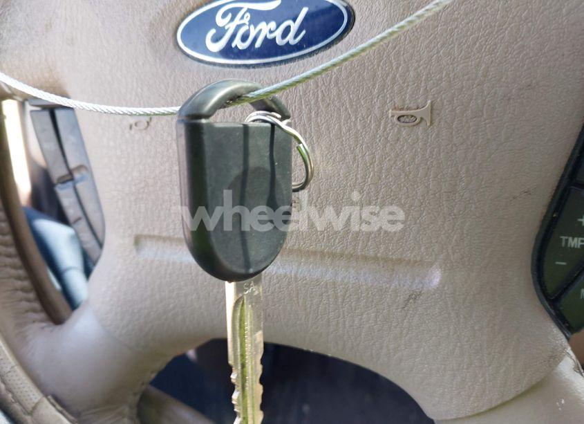 Photo 11 of 2003 Ford Expedition EDDIE BAUER (VIN 1FMFU18L83LB66977)