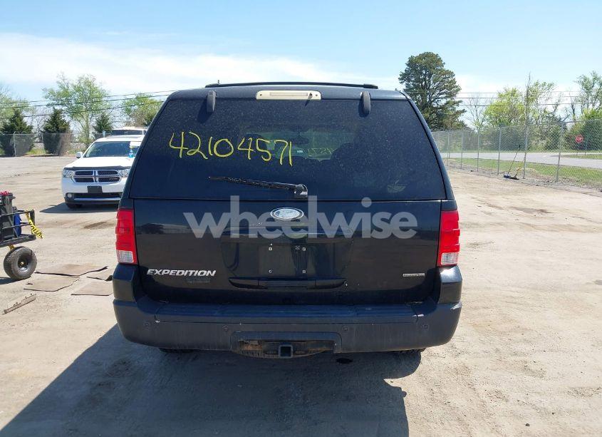 Photo 16 of 2003 Ford Expedition EDDIE BAUER (VIN 1FMFU18L83LB66977)