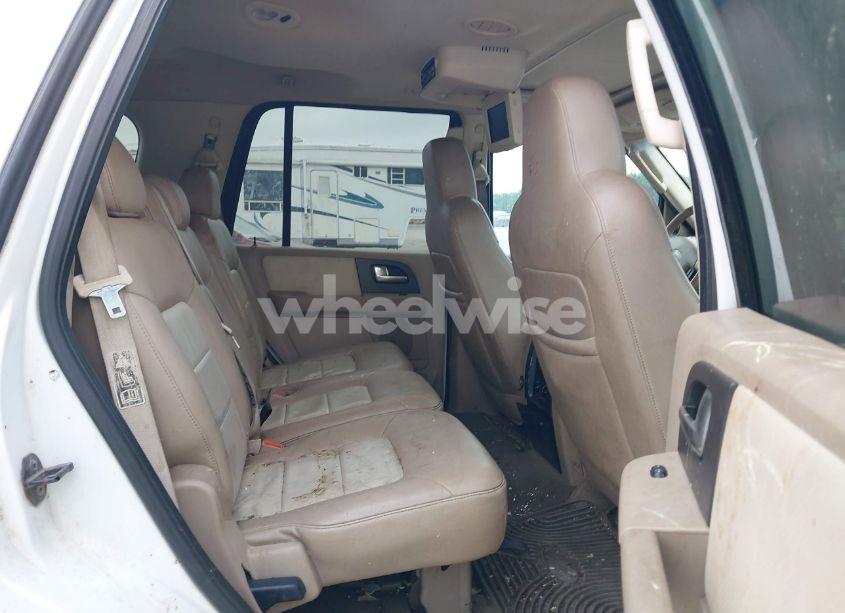 Photo 8 of 2003 Ford Expedition EDDIE BAUER (VIN 1FMFU18L83LB70379)