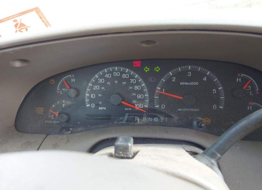 Photo 7 of 2000 Ford Expedition EDDIE BAUER (VIN 1FMFU18L8YLB89215)