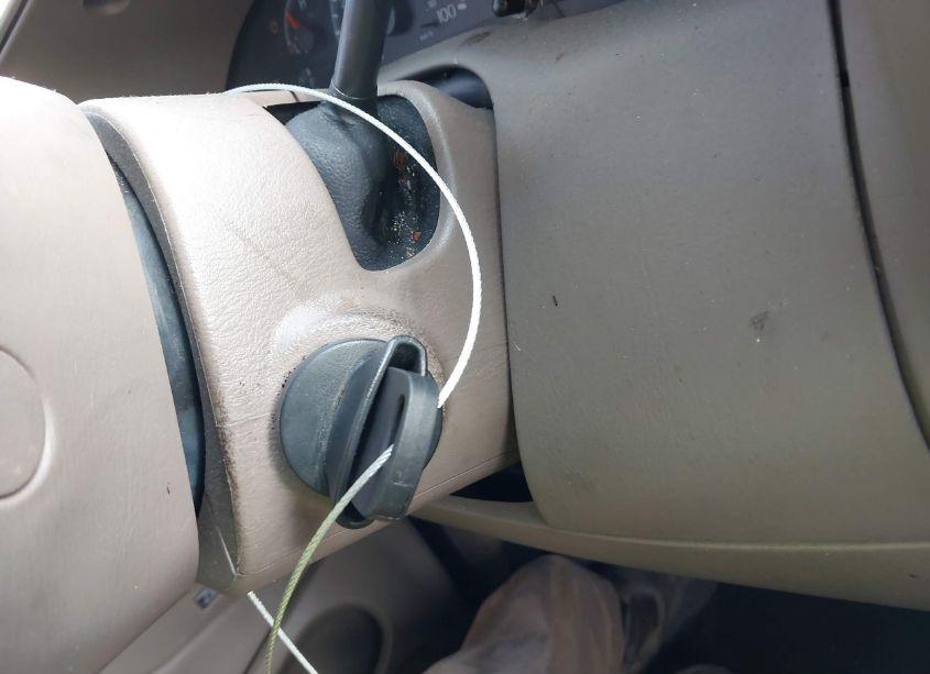 Photo 11 of 2001 Ford Expedition EDDIE BAUER (VIN 1FMFU18L91LA10590)