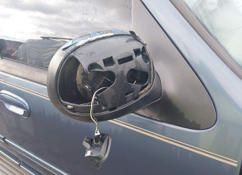 Photo 6 of 2001 Ford Expedition EDDIE BAUER (VIN 1FMFU18L91LA10590)