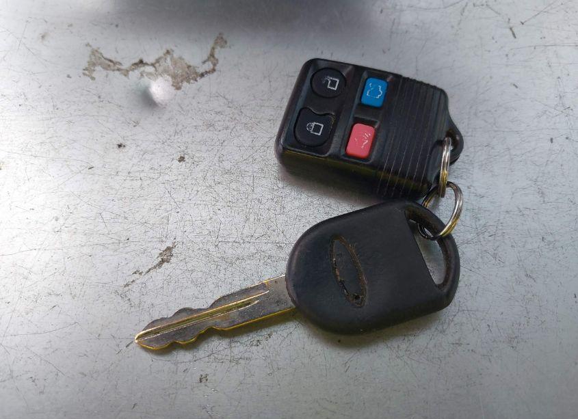 Photo 11 of 2004 Ford Expedition EDDIE BAUER (VIN 1FMFU18L94LA96018)