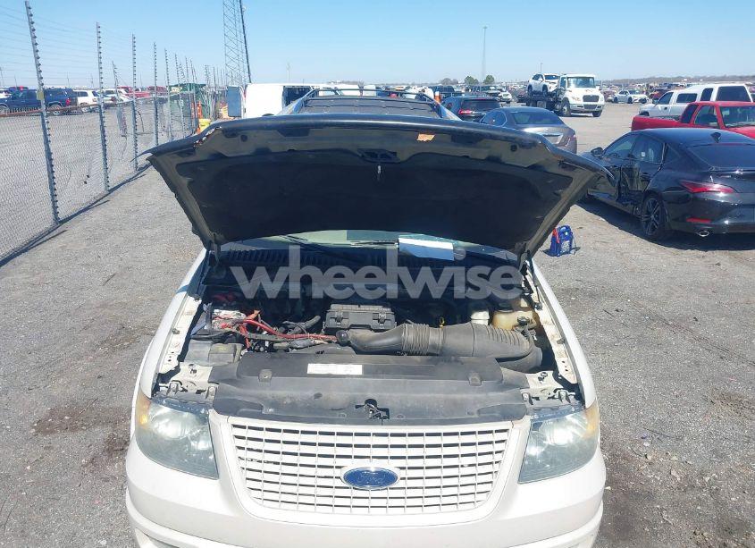 Photo 10 of 2006 Ford Expedition LIMITED (VIN 1FMFU19526LA76339)