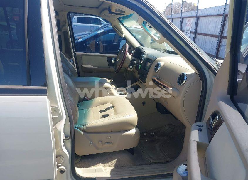 Photo 5 of 2006 Ford Expedition LIMITED (VIN 1FMFU19526LA76339)